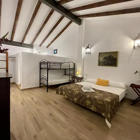 Palomos En El Centro De Andalucia Holiday home Archidona